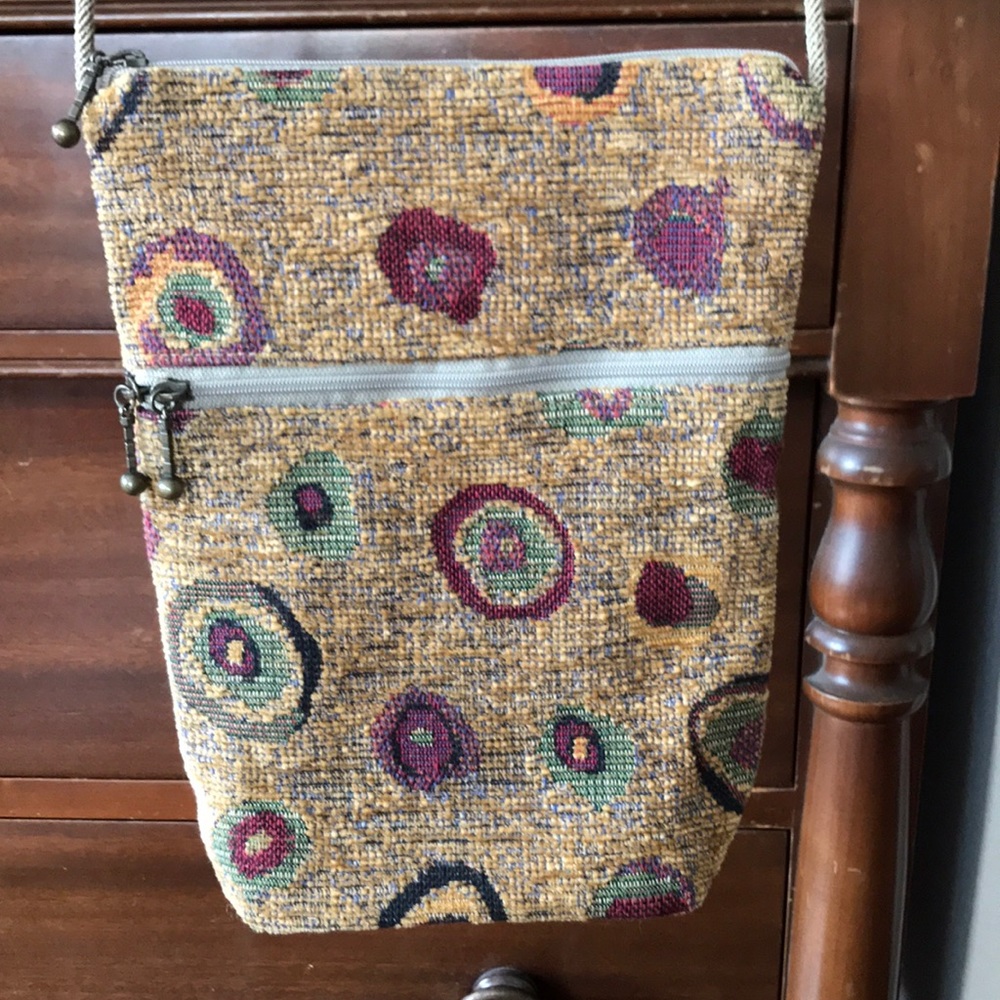 Maruca purse. Small crossbody. Vegan.